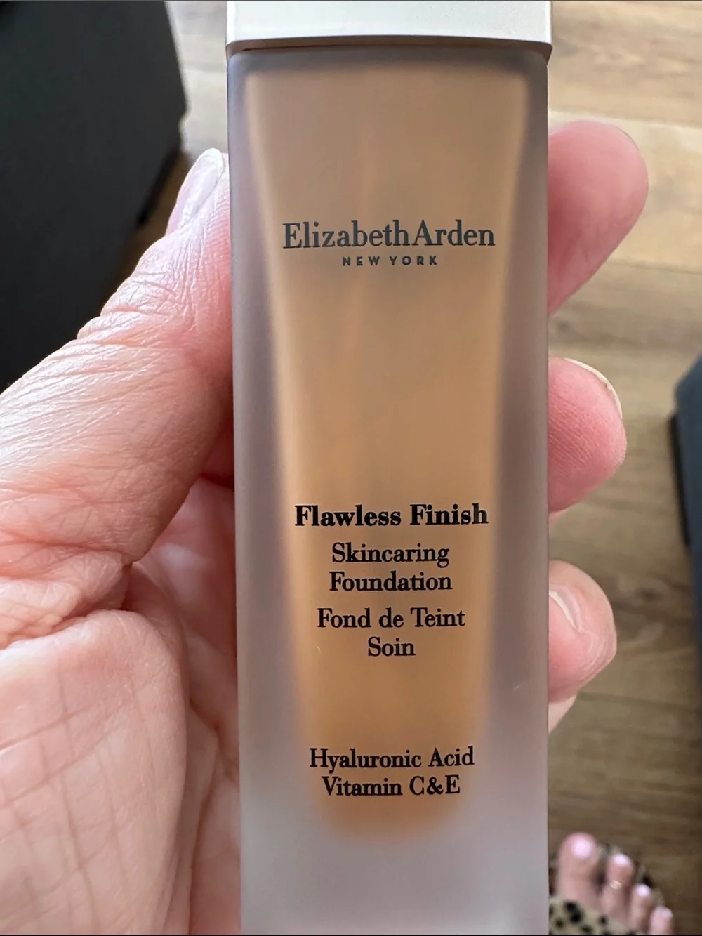 BNIB Elizabeth Arden Flawless Finish Skincare Foundation 600W
